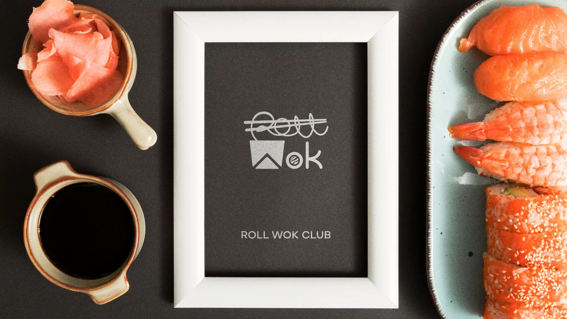 Разработка логотипа суши-бара «Roll Wok Club» в Сланцах