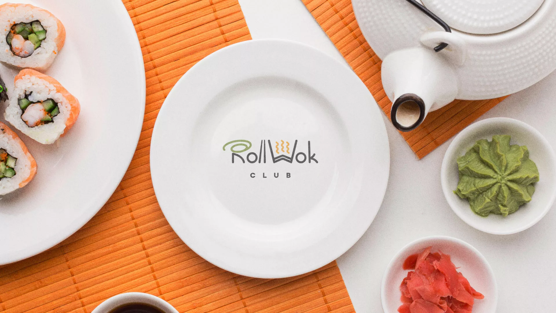 Разработка логотипа и фирменного стиля в Сланцах для суши-бара «Roll Wok Club» Разработка логотипа и фирменного стиля в Сланцах для суши-бара «Roll Wok Club»